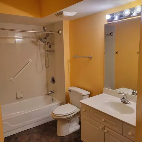 1477 E Thacker St #302, Des Plaines, IL 60016 photo 22
