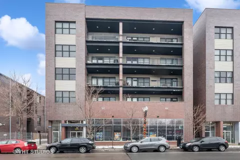 1842 W Irving Park Rd #203, Chicago, IL 60613