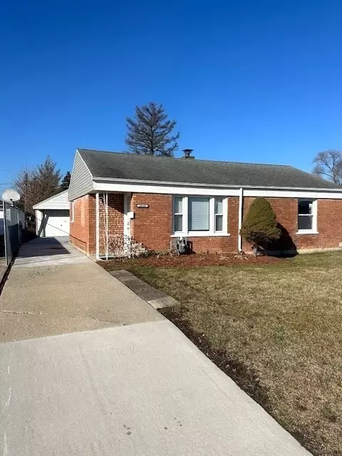 2640 Leona St, Franklin Park, IL 60131