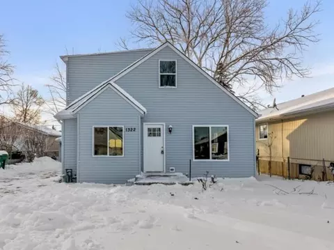 1322 Turnbull Dr, Round Lake Beach, IL 60073