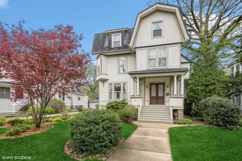 403 N Grove Ave, Oak Park, IL 60302
