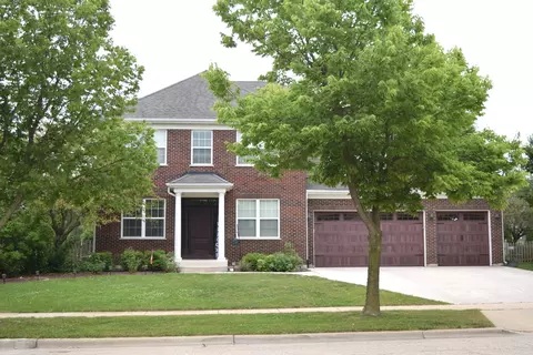 3003 Wayland Ave, Elgin, IL 60124 photo 2