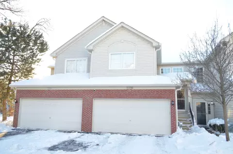 2239 Stoughton Dr, Aurora, IL 60502