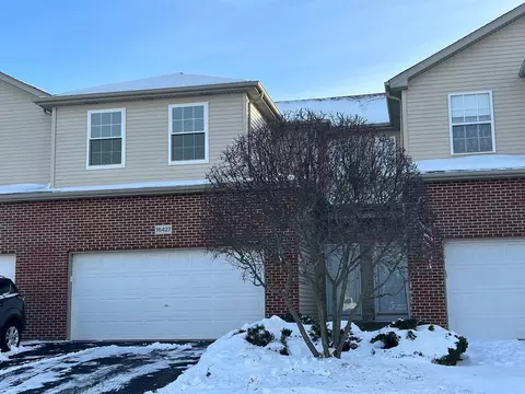 16427 Willow Walk Dr, Lockport, IL 60441