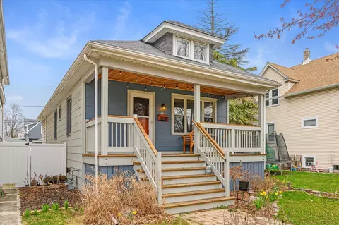 841 Elgin Ave, Forest Park, IL 60130