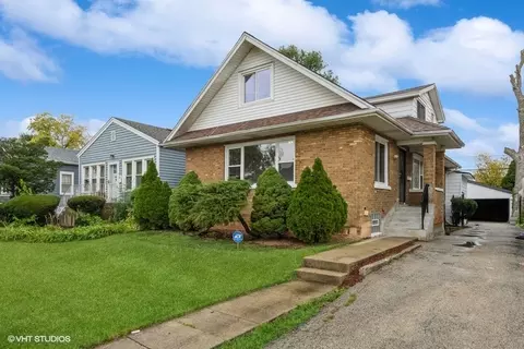 2031 S 9th Ave, Maywood, IL 60153