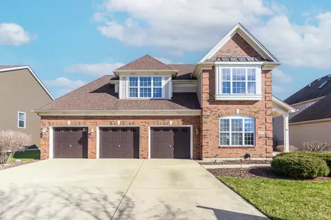 1432 Hearthstone Ln, North Aurora, IL 60542