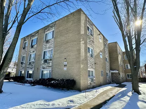 602 Mulford St #1C, Evanston, IL 60202