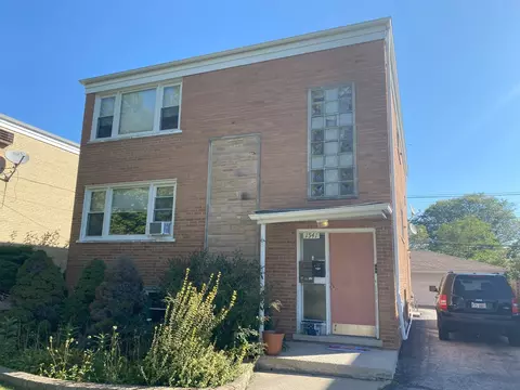 1541 Homestead Rd, La Grange Park, IL 60526