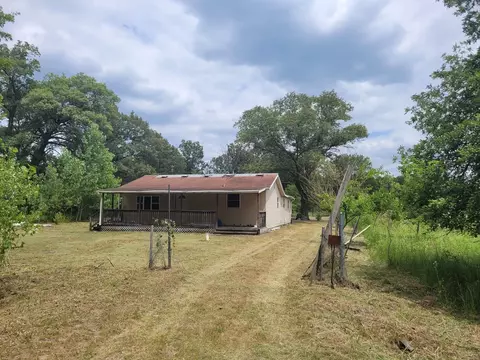 306 Beaver St, Beaverville, IL 60912
