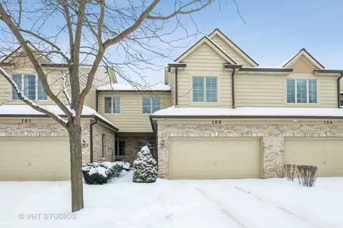 160 Santa Fe Ln, Willow Springs, IL 60480