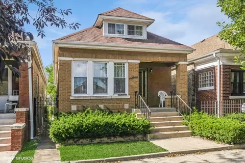 6440 S Whipple St, Chicago, IL 60629