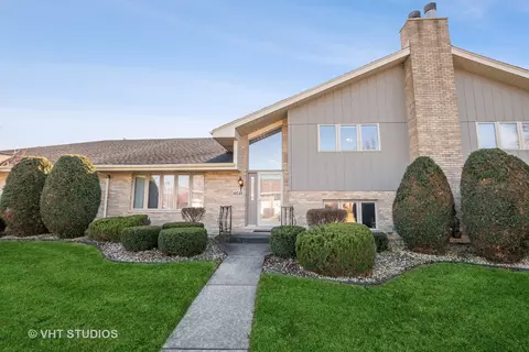 10549 Utah Ct #212, Orland Park, IL 60467