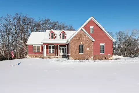 1214 S Fox Run Dr, Marseilles, IL 61341