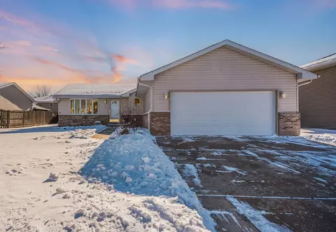 6906 Townsend Blvd, Plainfield, IL 60586