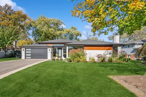 3124 Bellwood Ln, Glenview, IL 60026