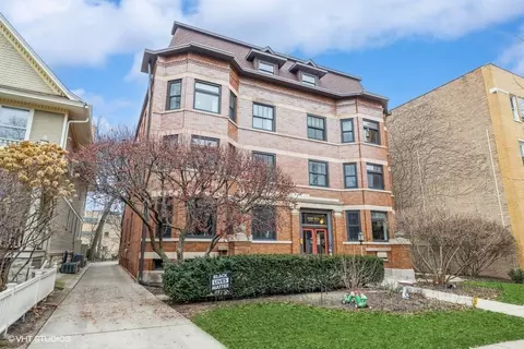 219 N Grove Ave #3S, Oak Park, IL 60302