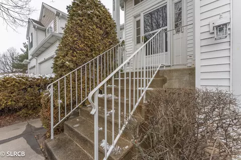2088 Orchard Ln, Carpentersville, IL 60110