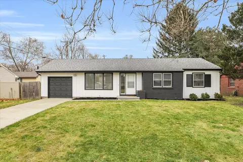 1822 Alder Ln, Champaign, IL 61821