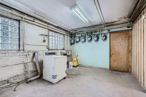 1537 E 88th St, Chicago, IL 60619 photo 9