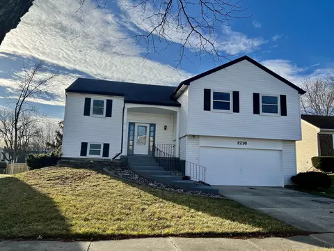 1216 Dogwood Ln, Bartlett, IL 60103