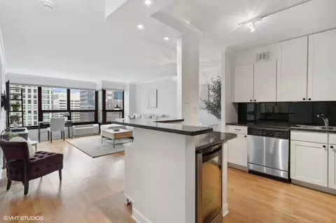 30 E Huron St #2601, Chicago, IL 60611 photo 7