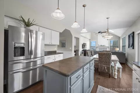 Kitchen - 11641 S Olympic Dr, Plainfield, IL 60585 photo 2 of 3