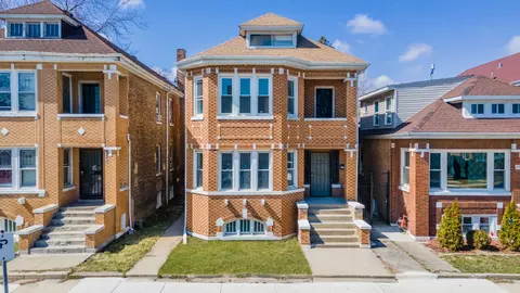 6954 S Maplewood Ave, Chicago, IL 60629