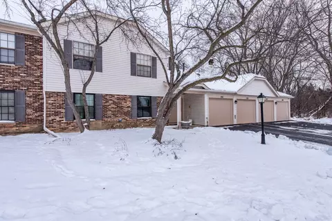 1317 Stratford Dr #1317, Gurnee, IL 60031