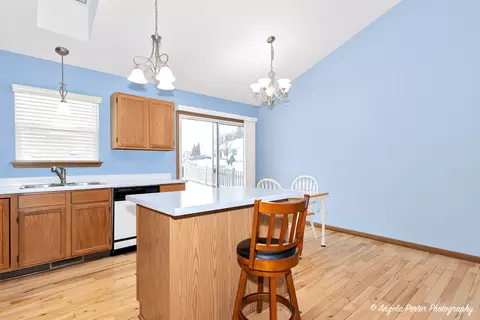 3316 Walnut Ln, Mchenry, IL 60051 photo 7