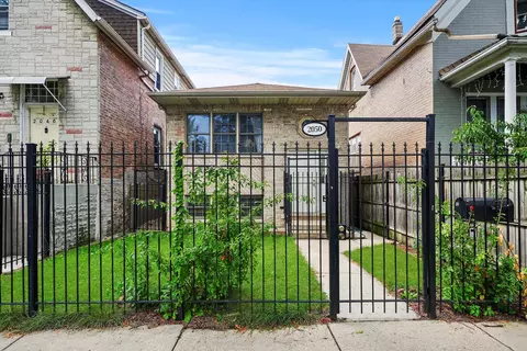 2050 N Keeler Ave, Chicago, IL 60639