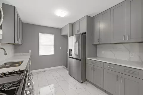 102 E 140th Ct, Riverdale, IL 60827 photo 4