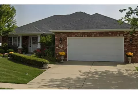 708 Mallard Dr, New Lenox, IL 60451