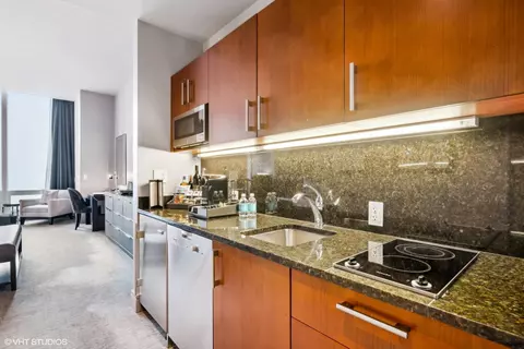 401 N Wabash Ave #1718, Chicago, IL 60611 photo 3