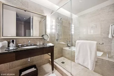 401 N Wabash Ave #1718, Chicago, IL 60611 photo 10