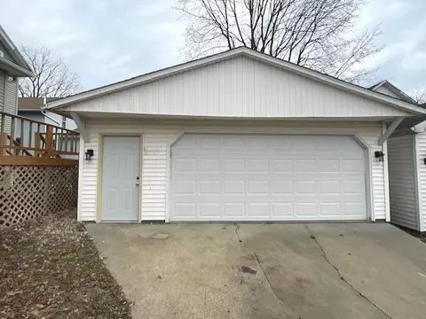 Exterior - 409 W Lincolnway, Morrison, IL 61270 photo 4 of 5