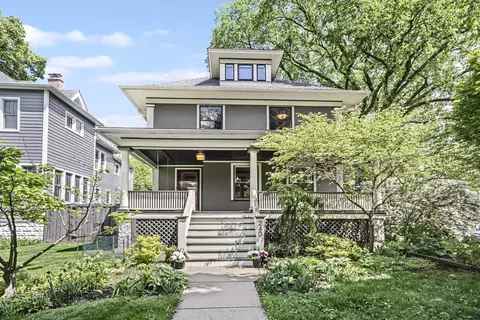 240 S Grove Ave, Oak Park, IL 60302