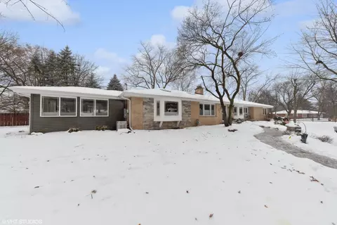 6 Coldren Dr, Prospect Heights, IL 60070