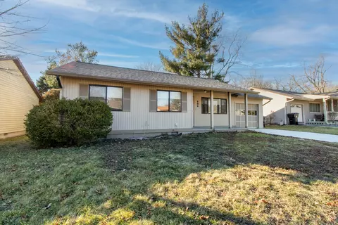 105 Churchill Rd, Normal, IL 61761