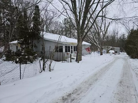 43 W252 Smith Rd, Elburn, IL 60119