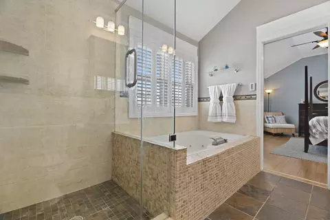 1165 Deep Woods Dr, Elgin, IL 60120 photo 20