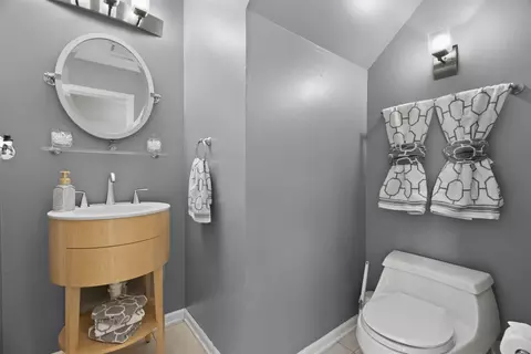 1165 Deep Woods Dr, Elgin, IL 60120 photo 15