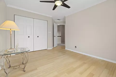 1165 Deep Woods Dr, Elgin, IL 60120 photo 25