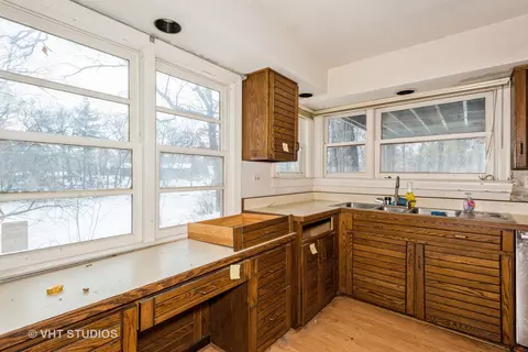 1124 Gulf Keys Rd, Elgin, IL 60120 photo 23