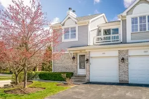 1001 N Cove Dr N #1, Palatine, IL 60067