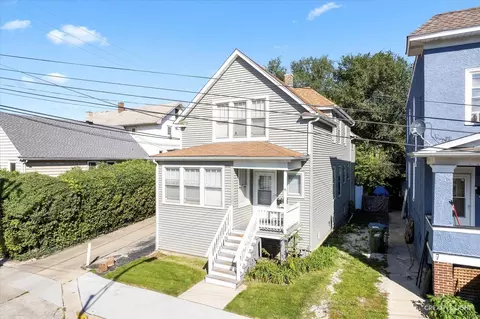 9 Bergman Ct, Forest Park, IL 60130