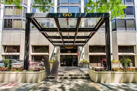50 E Bellevue Pl #1404, Chicago, IL 60611