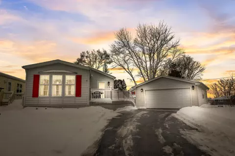 803 Cayuga Trl, Marengo, IL 60152