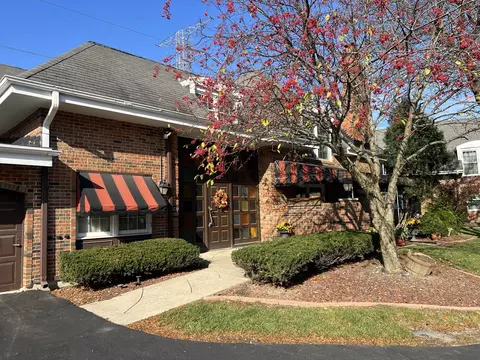12634 S London Ln #3, Palos Heights, IL 60463