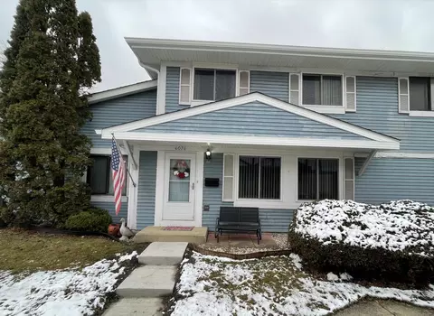 6076 Fremont Dr #0, Hanover Park, IL 60133